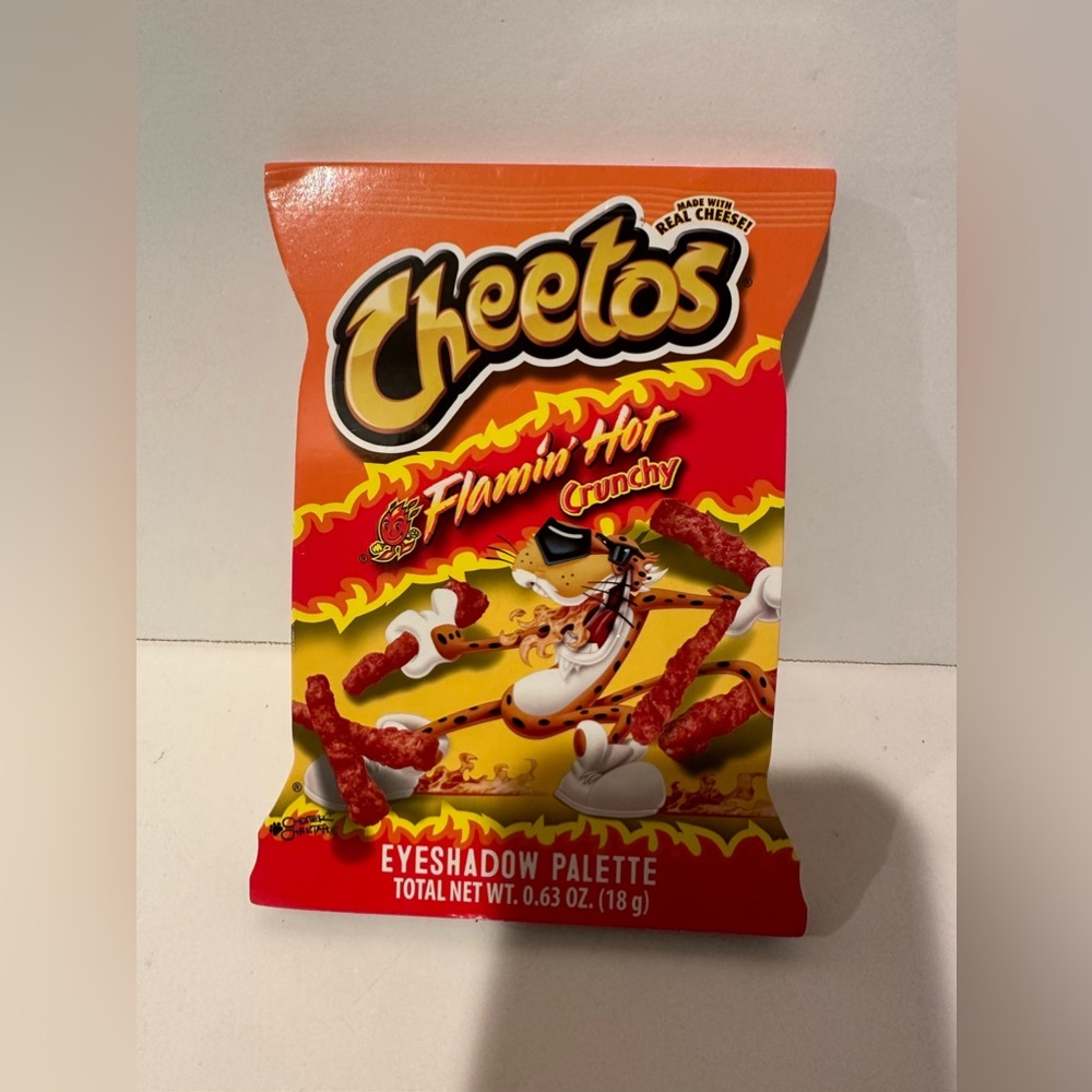 Hot Cheetos Eye Palette